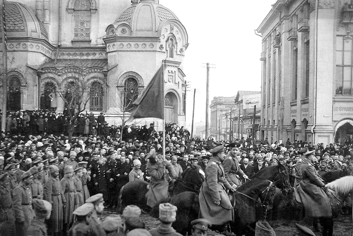История России ХХ века - 1917 год - Демонстрация в Харькове на Николаевской площади во время Февральской революции 1917 года