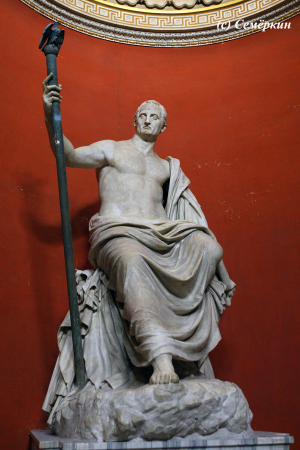 Рим  - музеи Ватикана - Статуя императора Гальбы