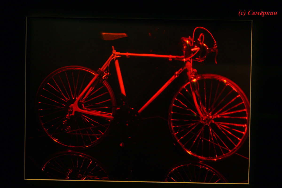 Мюнхен - Немецкий музей - Голограмма – велосипед