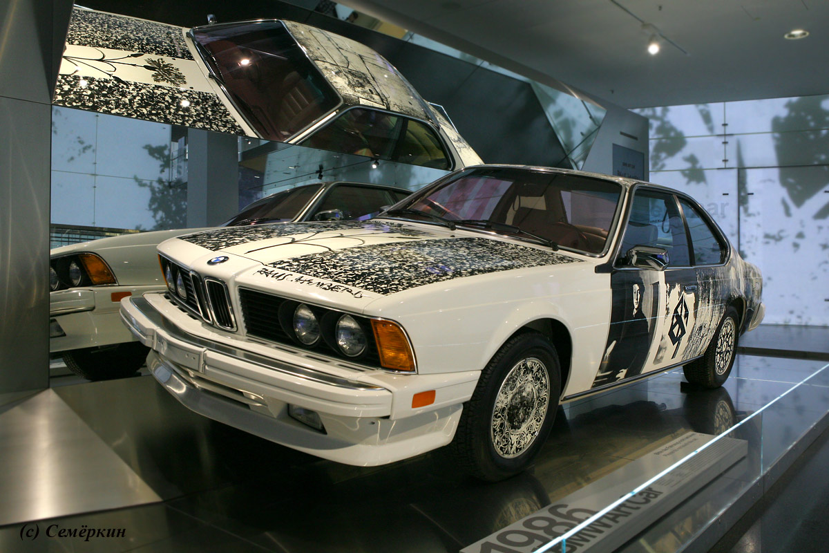 Музей BMW - BMW Art Car