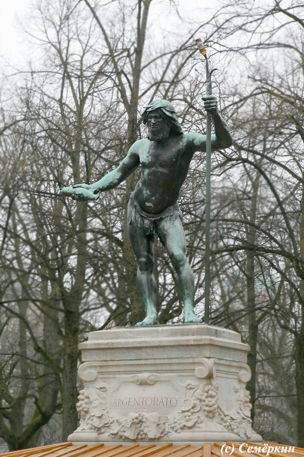 Мюнхен памятник рыбаку 