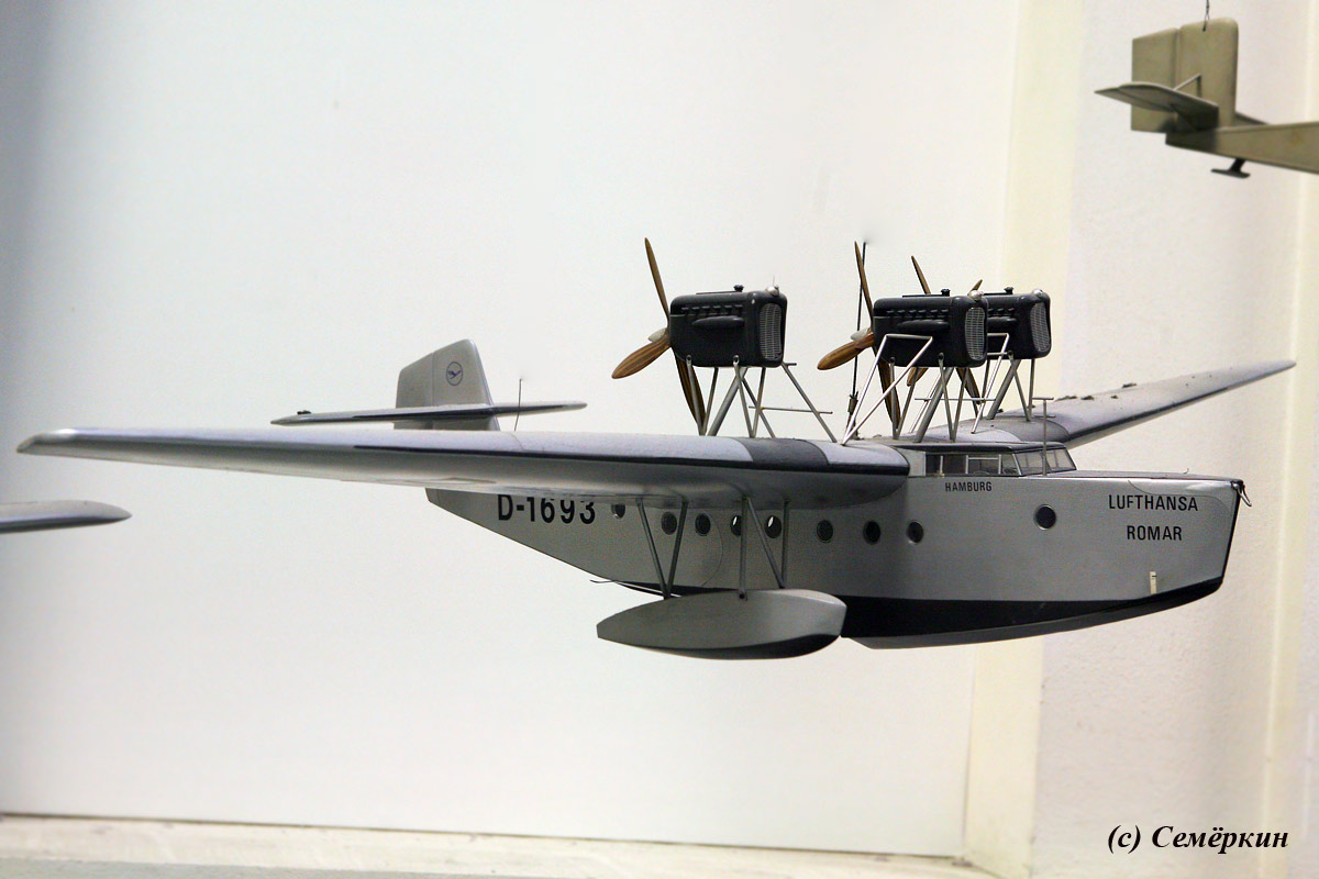 Мюнхен - Немецкий музей - авиация - гидросамолет, трехмоторный