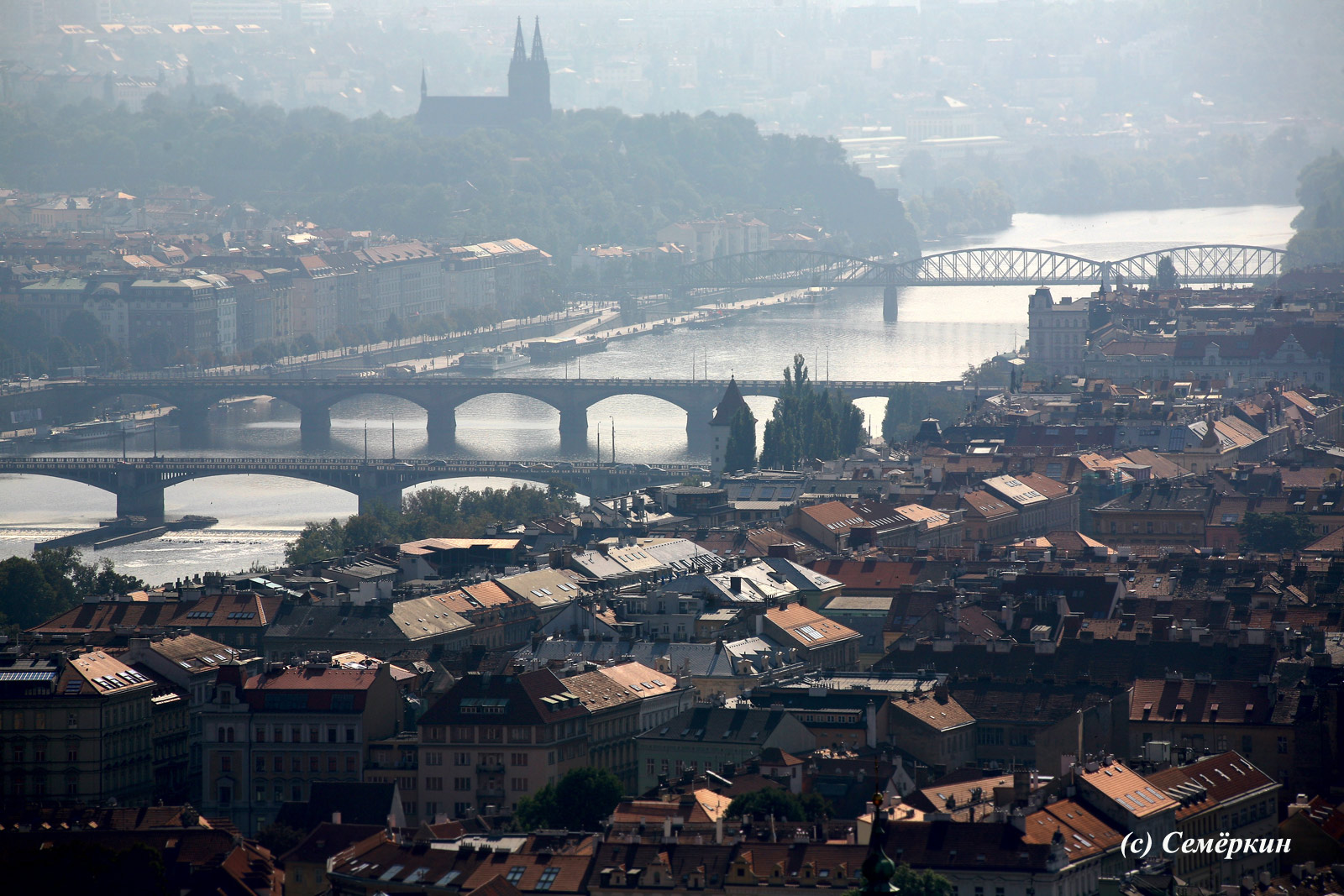  Панорамы Праги с башни собора Святого Вита