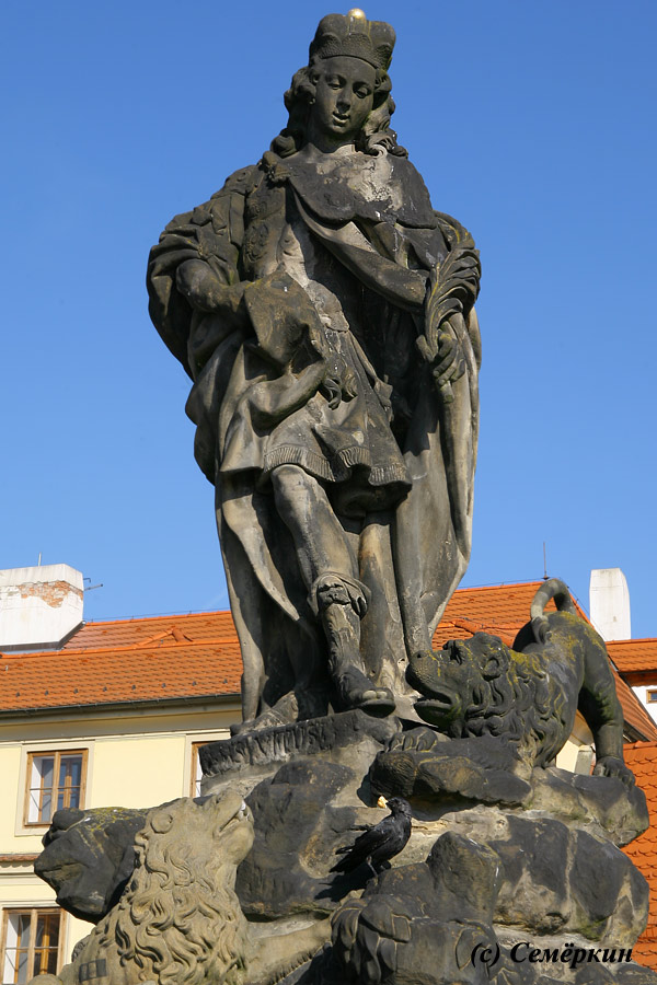 Прага светлая и тёмная - Карлов мост - скульптура Святого Вита