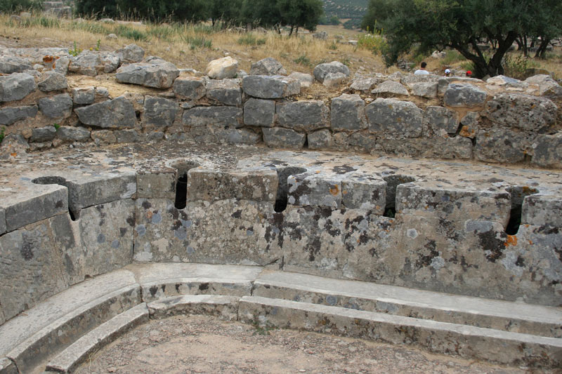 общественный туалет которому более 2000 лет