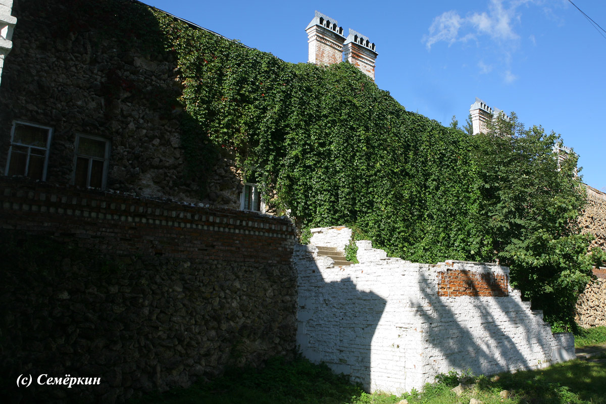 Шереметевский замок в Юрино